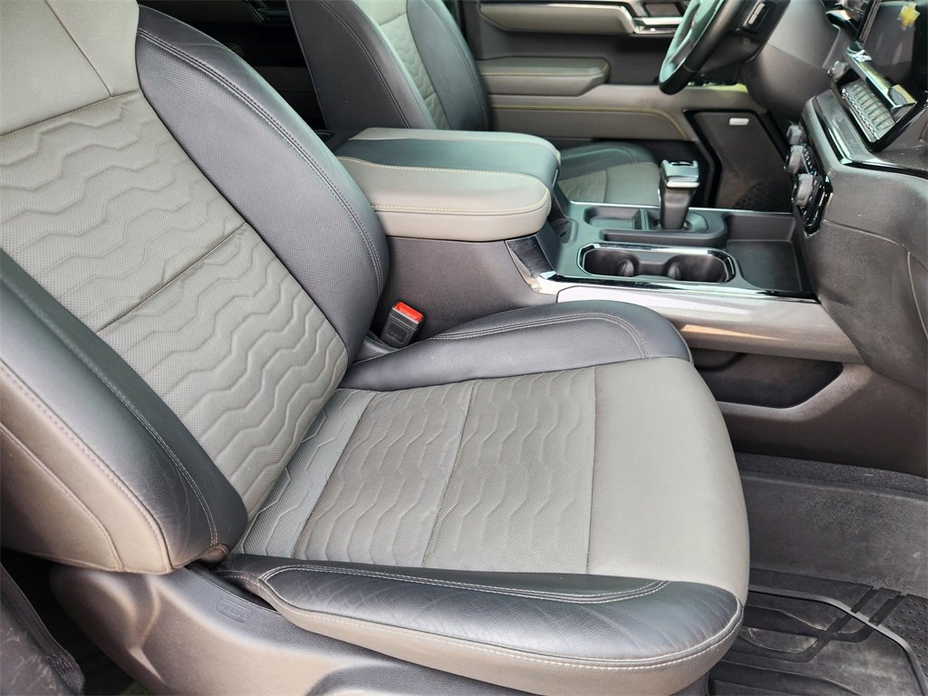 Used 2024 Chevrolet Silverado 1500 ZR2 w/ Technology Package image 14