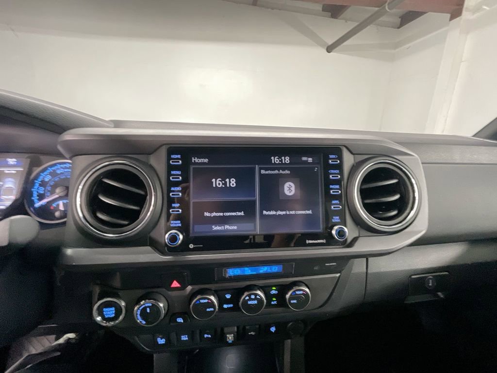 Used 2023 Toyota Tacoma TRD Off-Road image 13