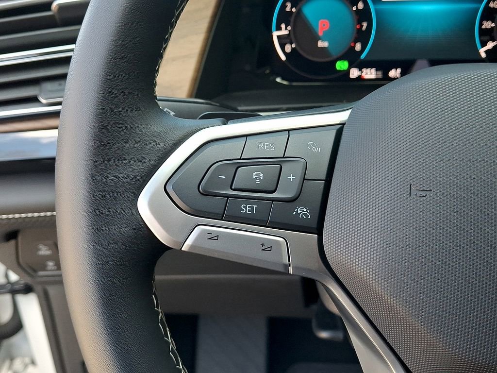 Certified 2025 Volkswagen Atlas SE w/ Panoramic Sunroof Package AWD/4WD image 22