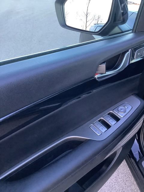 Used 2021 Hyundai Palisade Limited image 18