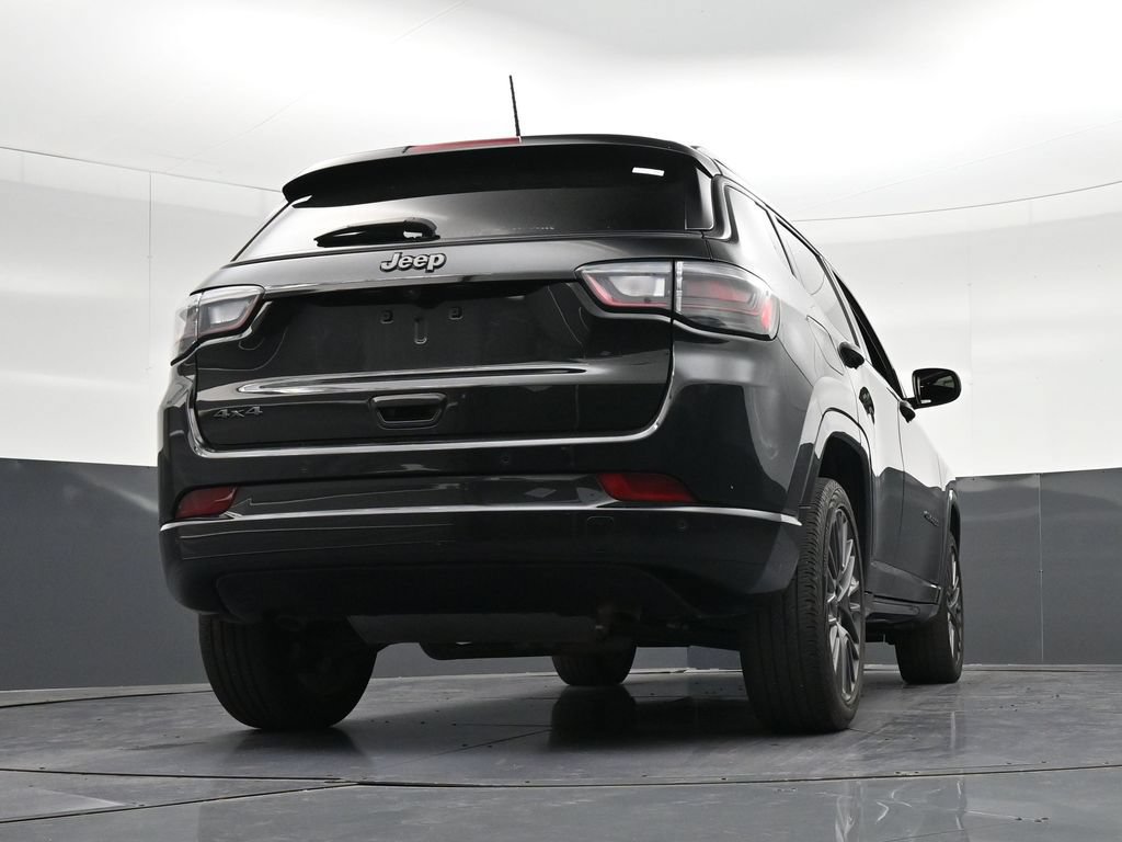 Used 2024 Jeep Compass Limited w/ High Altitude Package AWD/4WD image 32