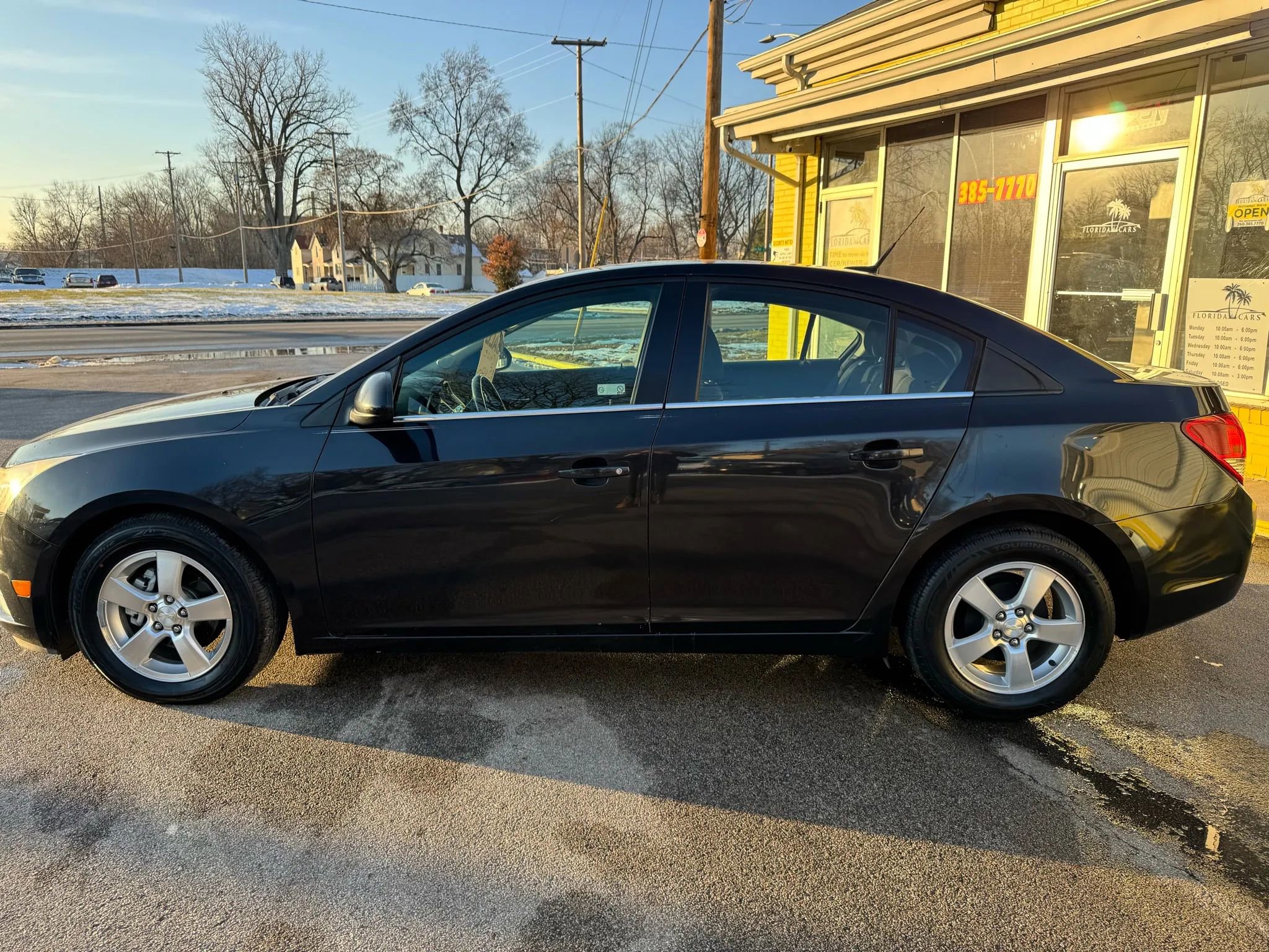 Used 2014 Chevrolet Cruze LT image 3