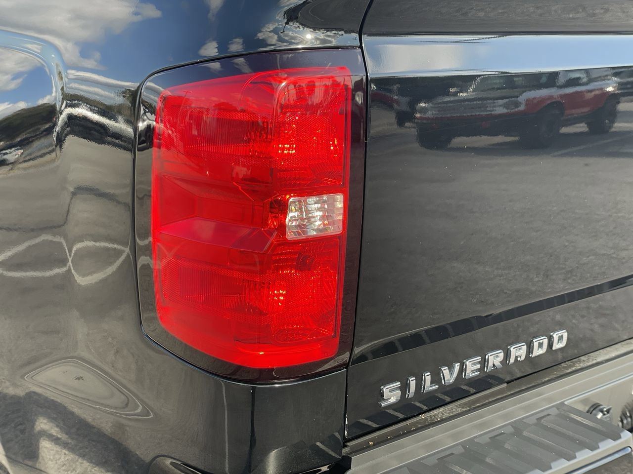 Used 2018 Chevrolet Silverado 2500 LTZ w/ Duramax Plus Package image 7