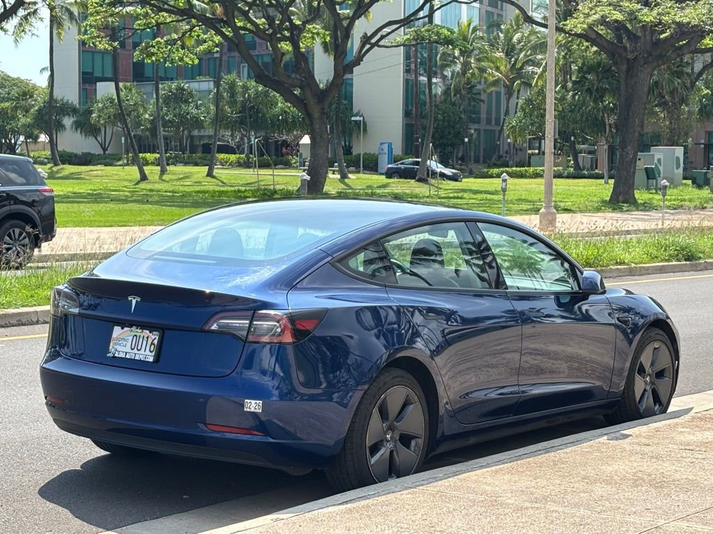 Used 2023 Tesla Model 3 Standard Range RWD image 6