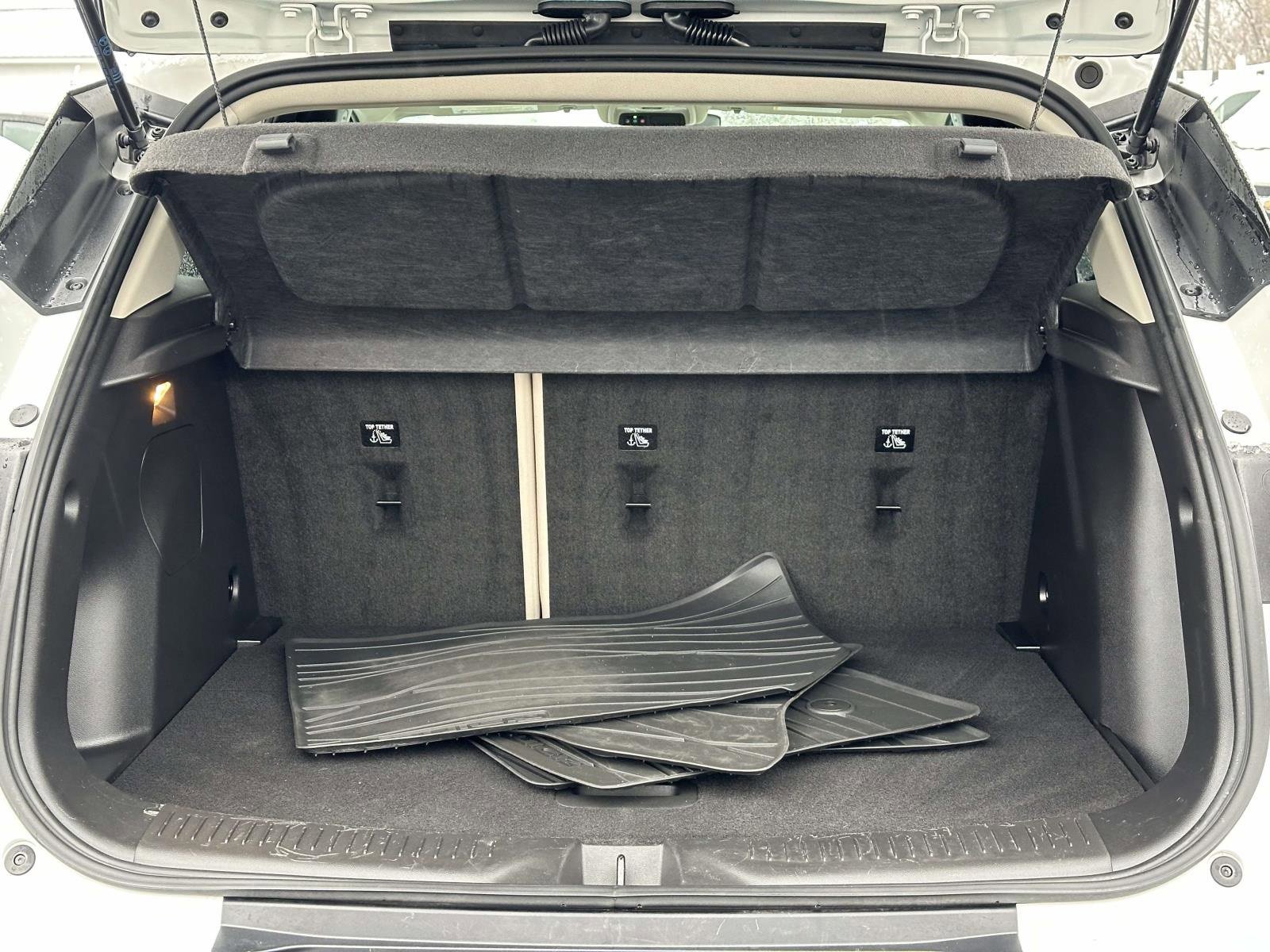 Used 2023 Buick Encore GX Preferred w/ Cold Weather Comfort Package image 24