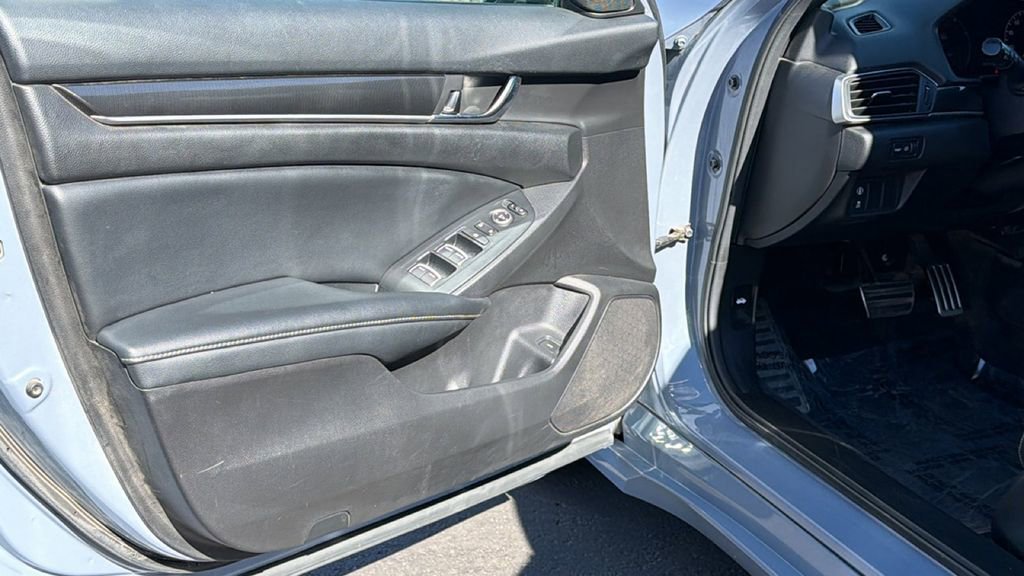 Used 2022 Honda Accord Sport image 43