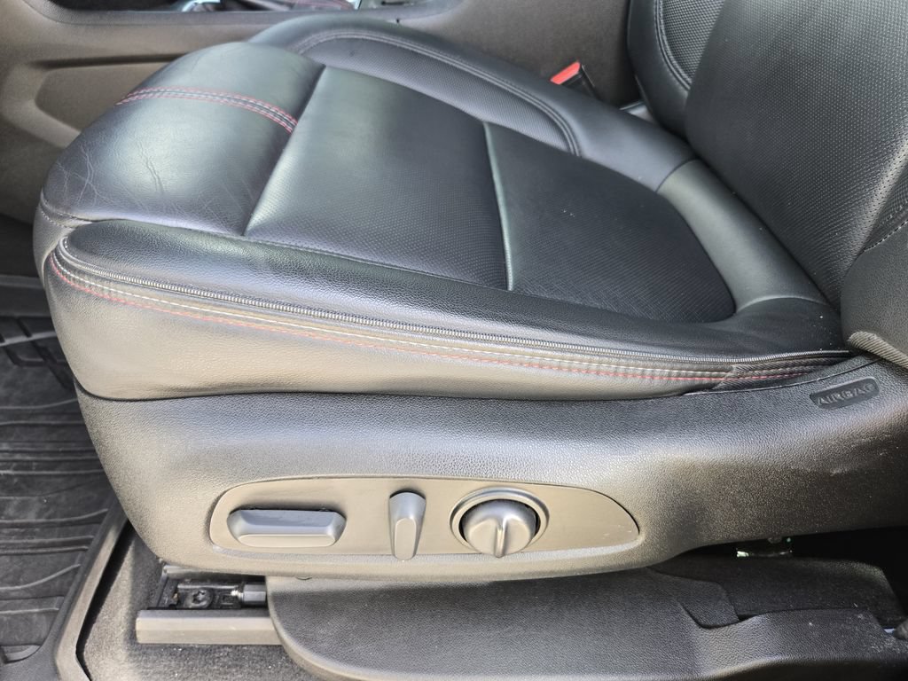 Used 2023 Chevrolet Traverse RS w/ LPO, Floor Liner Package AWD/4WD image 26