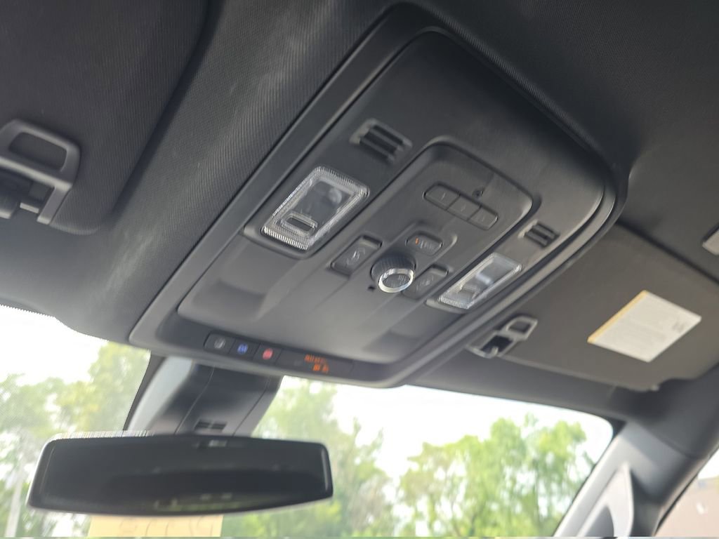 Used 2022 Chevrolet Tahoe RST w/ Luxury Package image 35