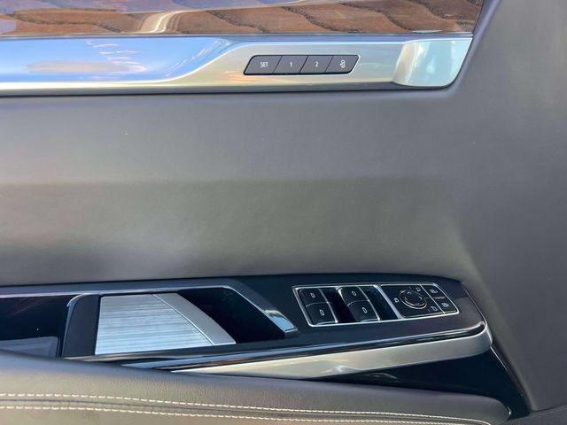 Certified 2025 Cadillac Escalade ESV Sport Platinum w/ LPO, ONYX Package AWD/4WD image 16