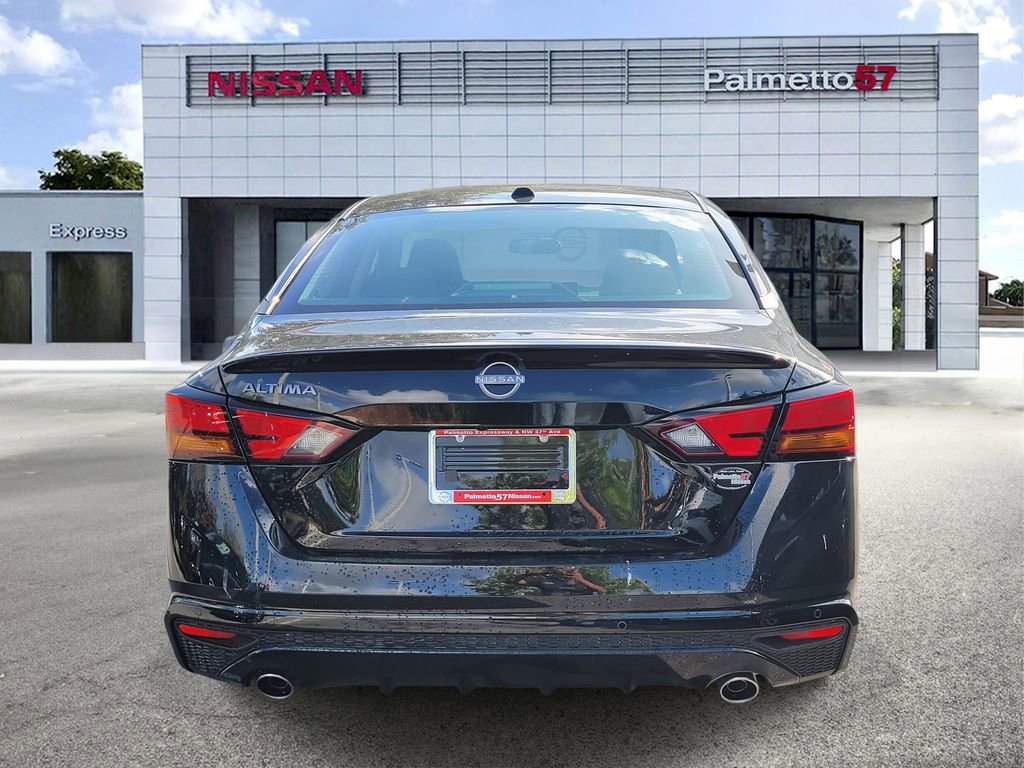Used 2025 Nissan Altima 2.5 SV w/ SV Special Edition Package image 6
