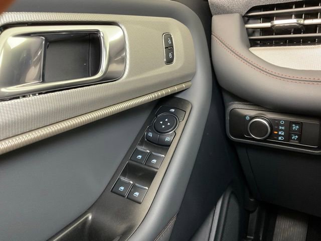 New 2026 Ford Explorer Active RWD image 21