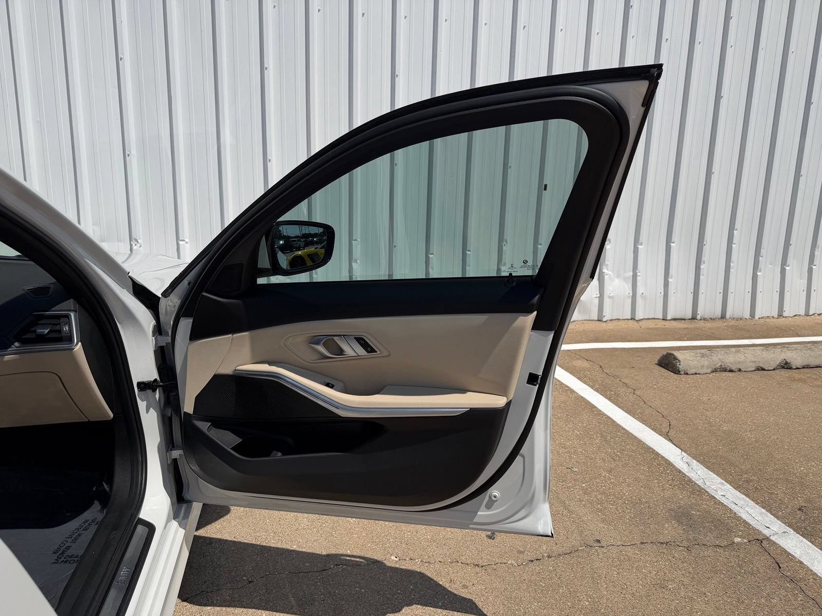 Used 2023 BMW 330e w/ Driving Assistance Package RWD image 26