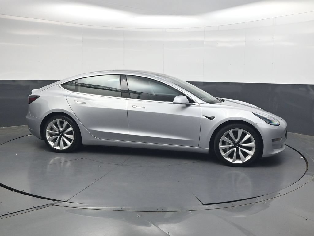 Used 2018 Tesla Model 3 Long Range AWD/4WD image 4