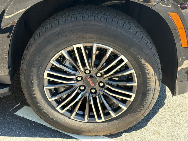 Used 2026 GMC Yukon Elevation RWD image 13