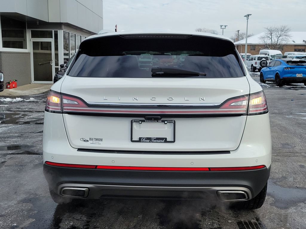 Certified 2023 Lincoln Nautilus AWD w/ Premium Package image 5