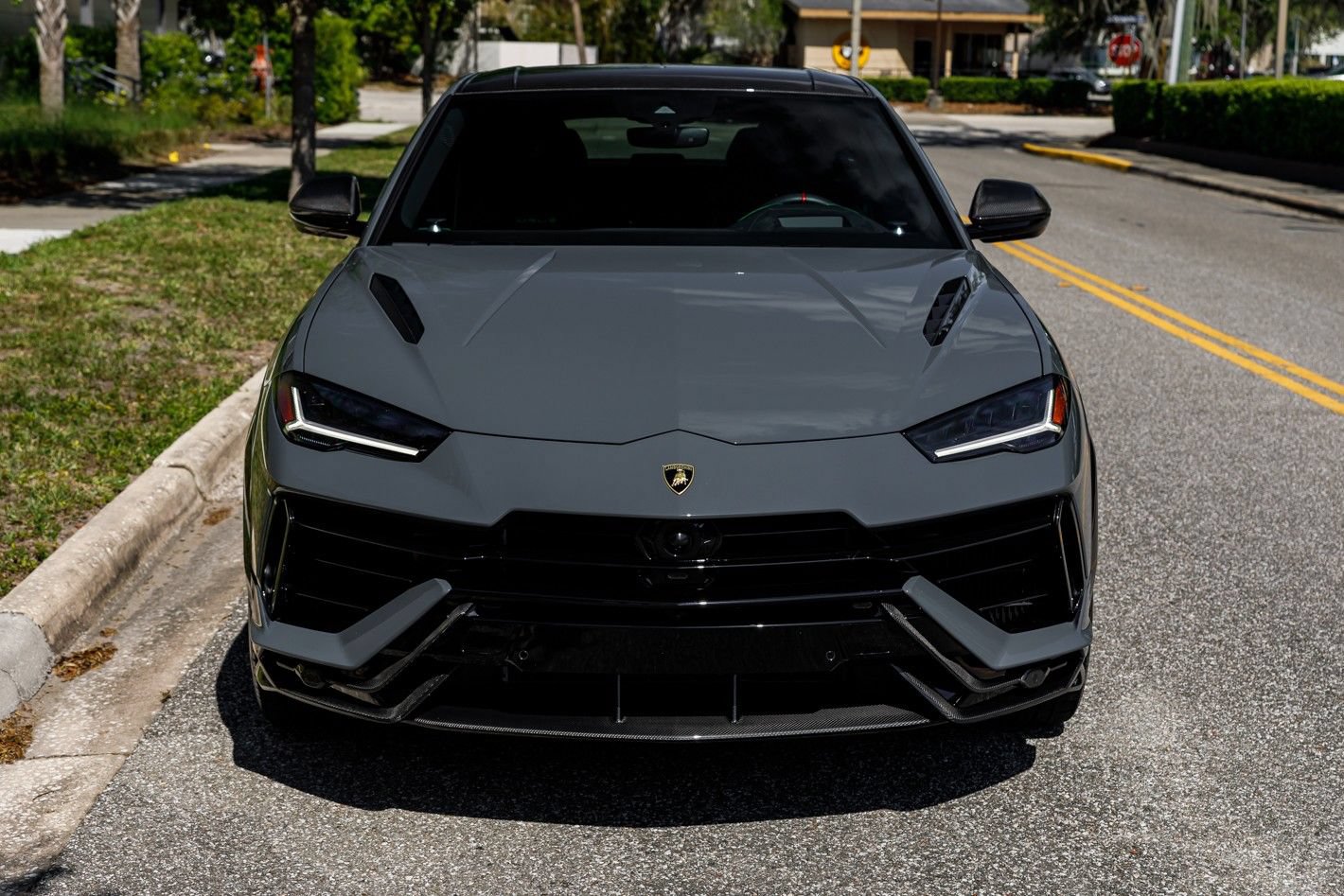 Used 2023 Lamborghini Urus Performante AWD/4WD image 38