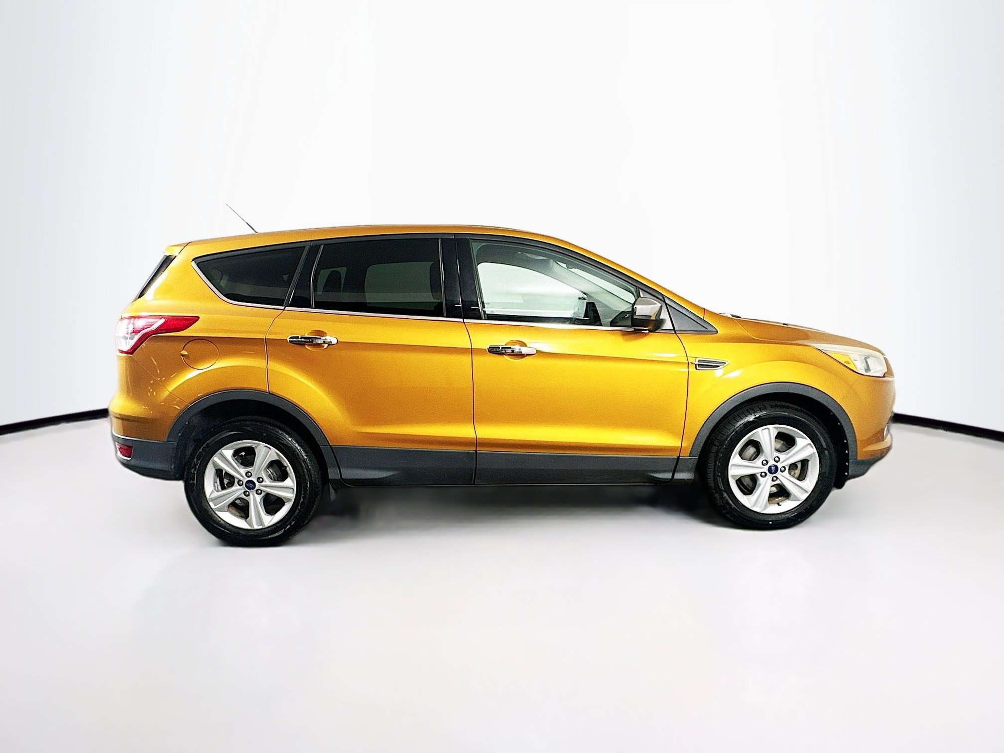 Used 2016 Ford Escape SE FWD image 10