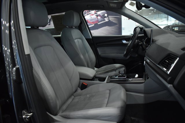 Used 2023 Audi Q5 2.0T Premium w/ Convenience Package image 26