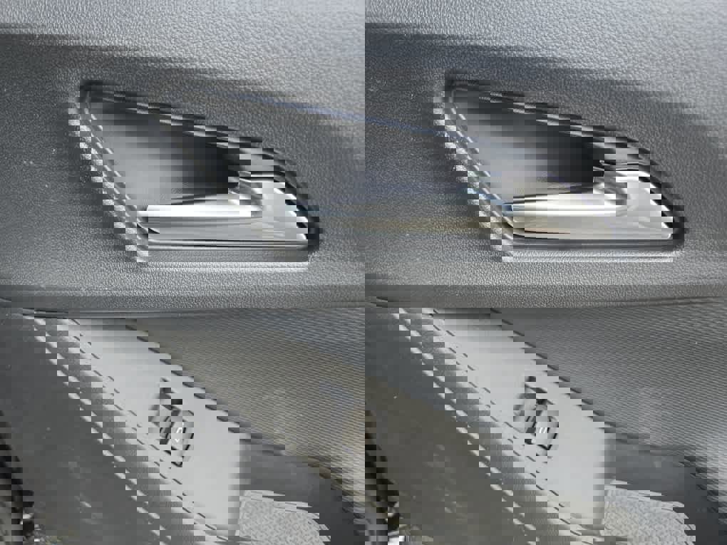 New 2026 Chevrolet Equinox LT w/ Convenience Package II image 37