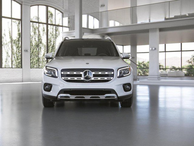 Used 2022 Mercedes-Benz GLB 250 4MATIC image 8