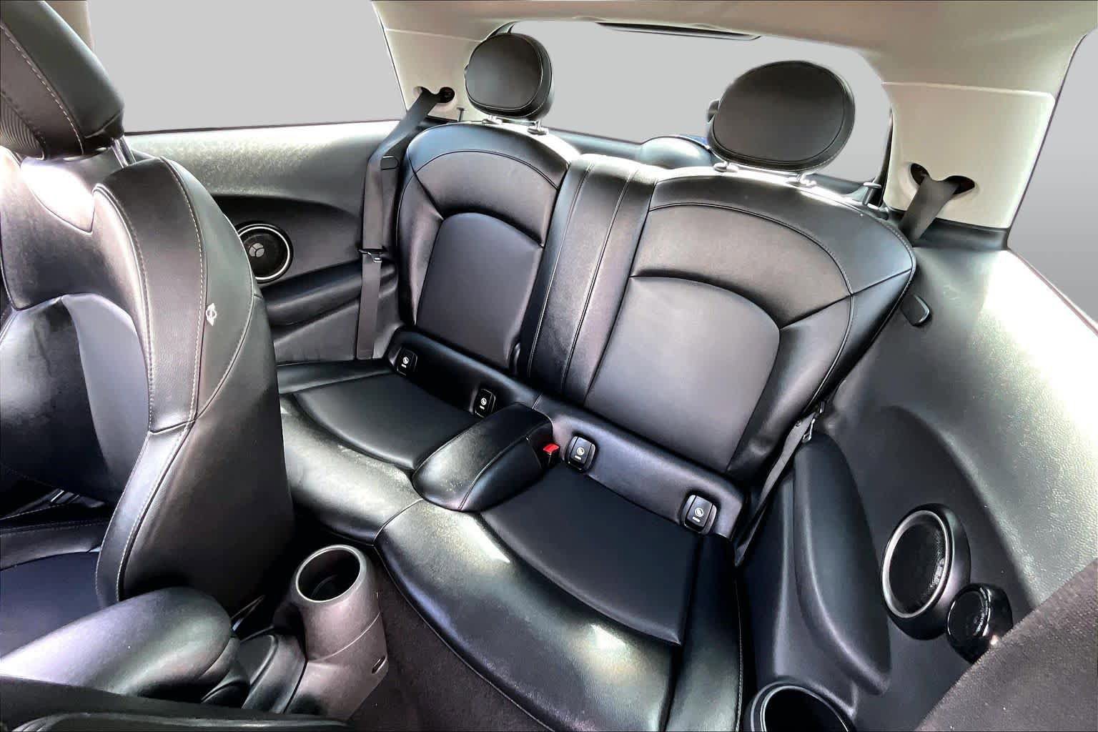 Used 2015 MINI Cooper S FWD image 17