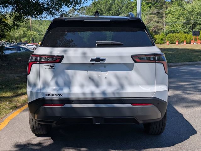 New 2026 Chevrolet Equinox LT FWD image 3