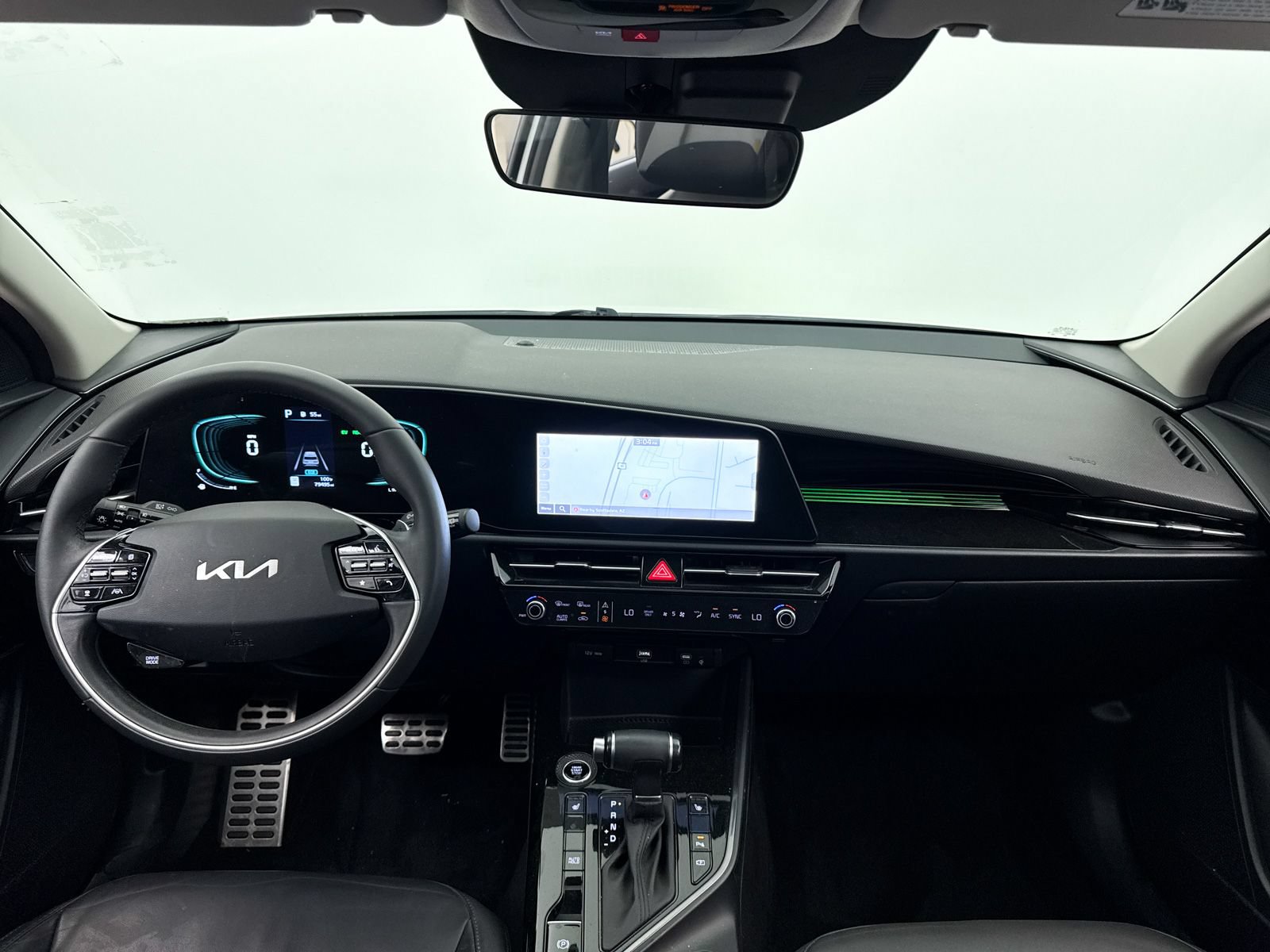Used 2023 Kia Niro EX Touring FWD image 21