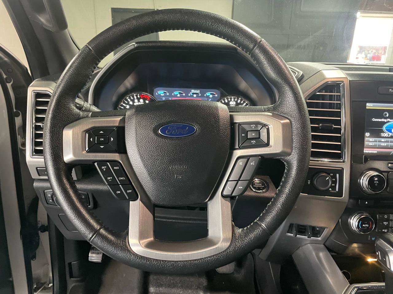 Used 2015 Ford F150 Platinum AWD/4WD image 18
