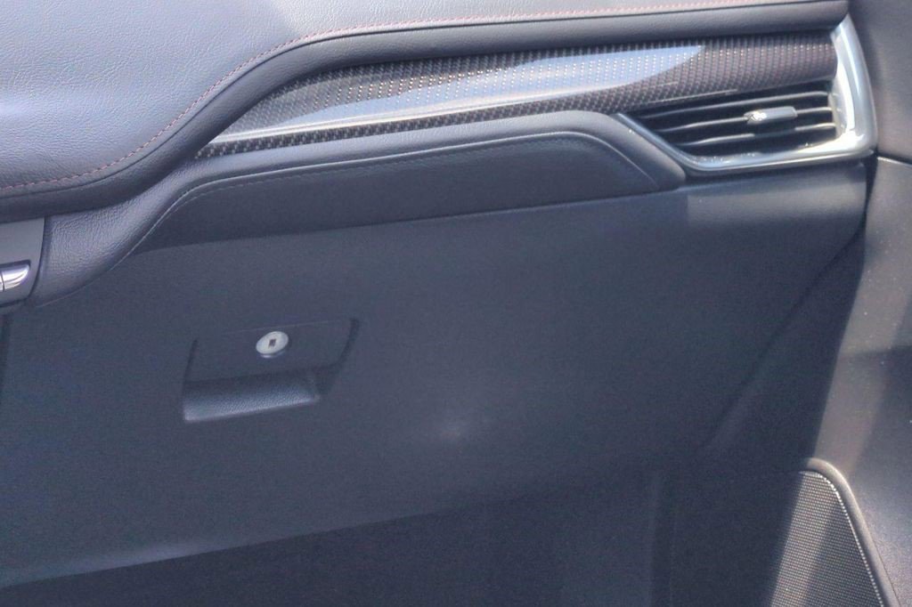 Certified 2022 Cadillac XT4 Sport FWD image 22