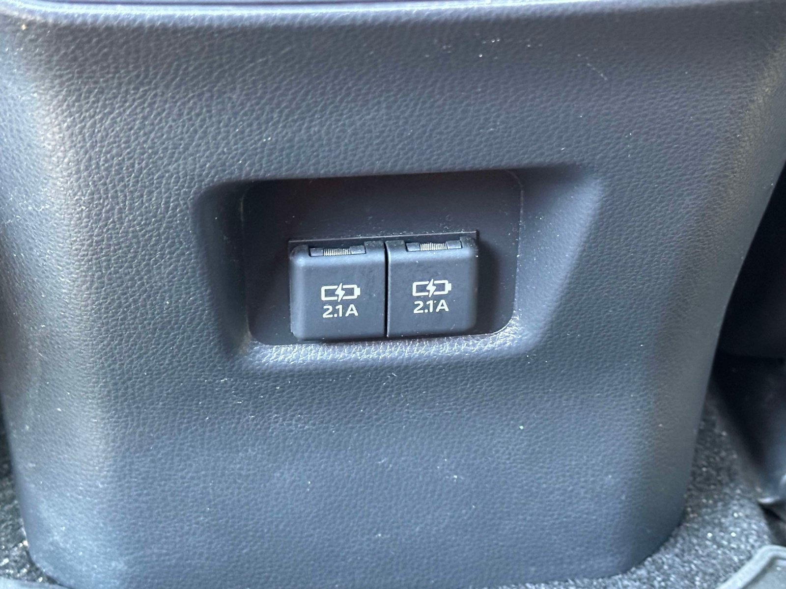 Used 2019 Toyota RAV4 Limited w/ Advanced Technology Package AWD/4WD image 13