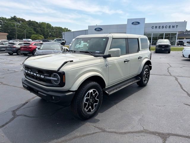 New 2026 Ford Bronco Outer Banks AWD/4WD image 3