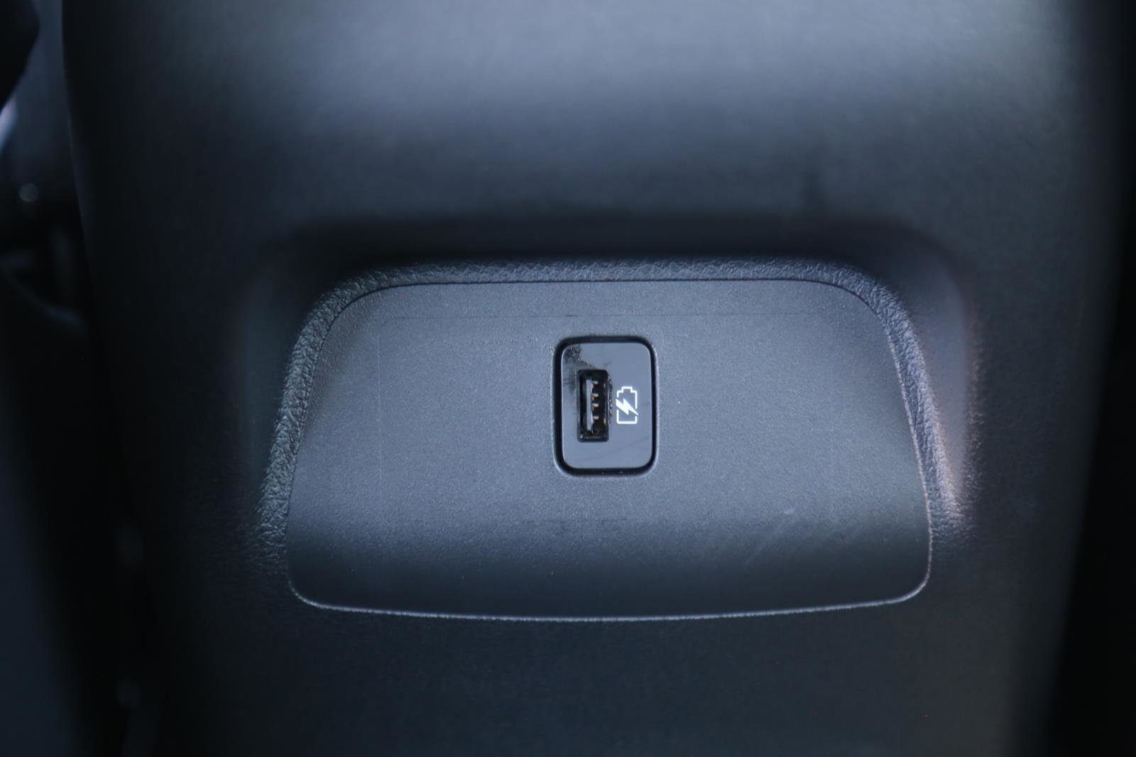 Used 2025 Nissan Sentra SR w/ SR Premium Package image 21