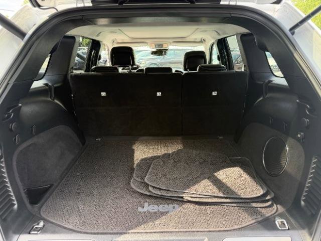 Used 2018 Jeep Grand Cherokee Summit AWD/4WD image 36
