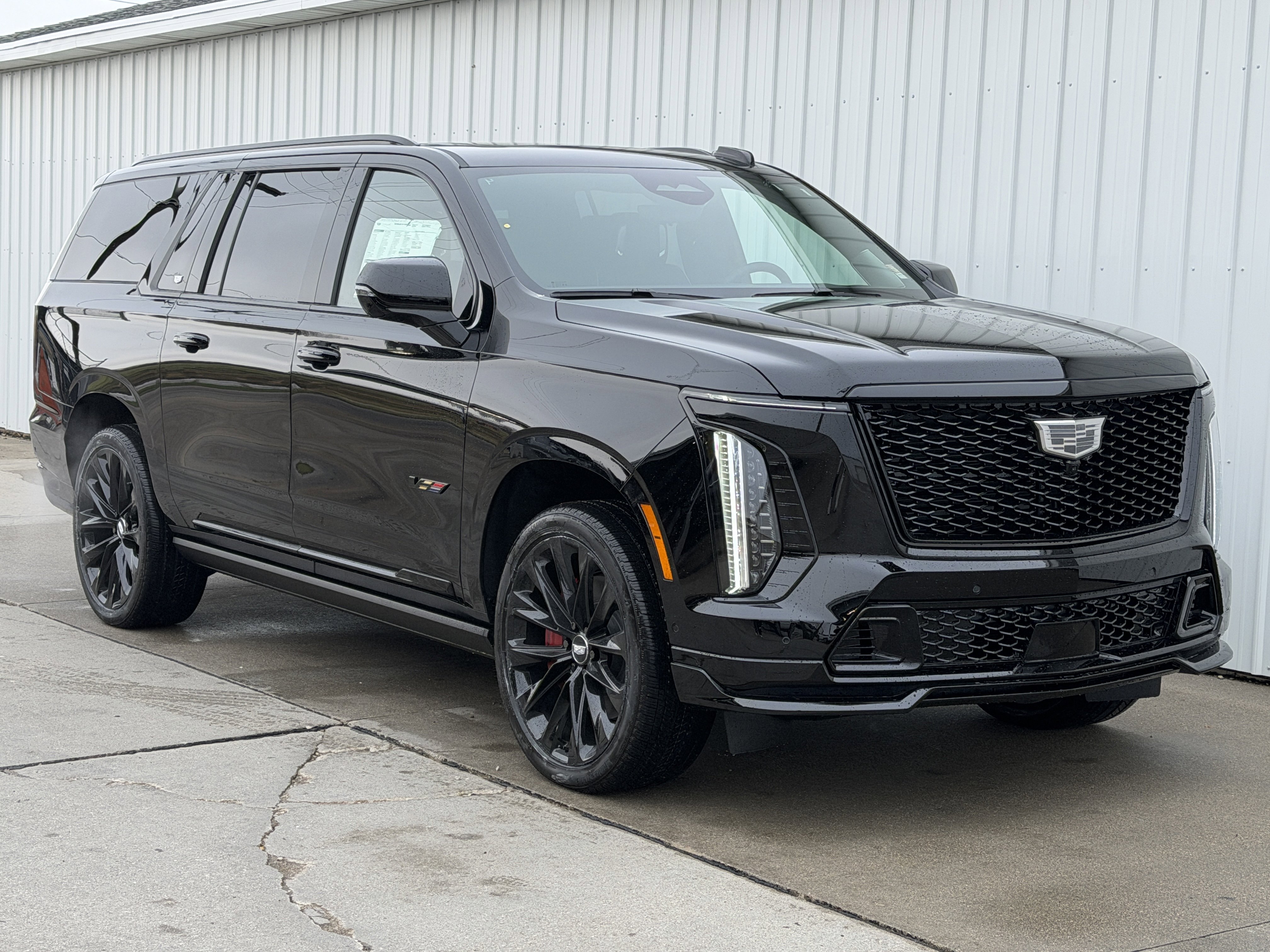 New 2026 Cadillac Escalade ESV V image 2