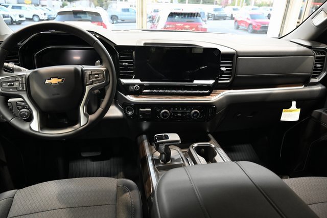 New 2026 Chevrolet Silverado 1500 LT image 13