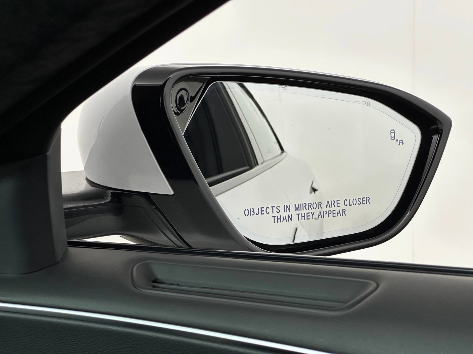 Used 2025 Lucid Air Touring AWD/4WD image 26