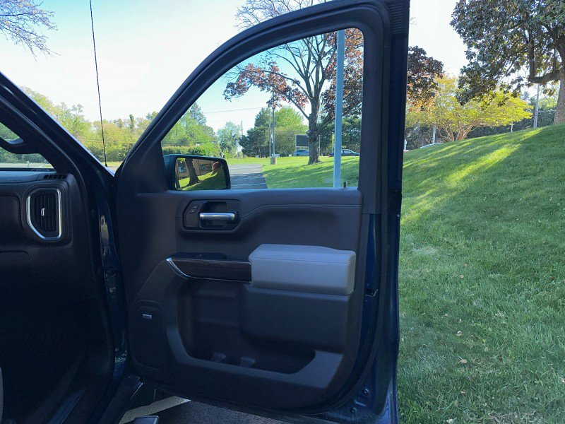 Used 2021 Chevrolet Silverado 1500 RST w/ Convenience Package II AWD/4WD image 14