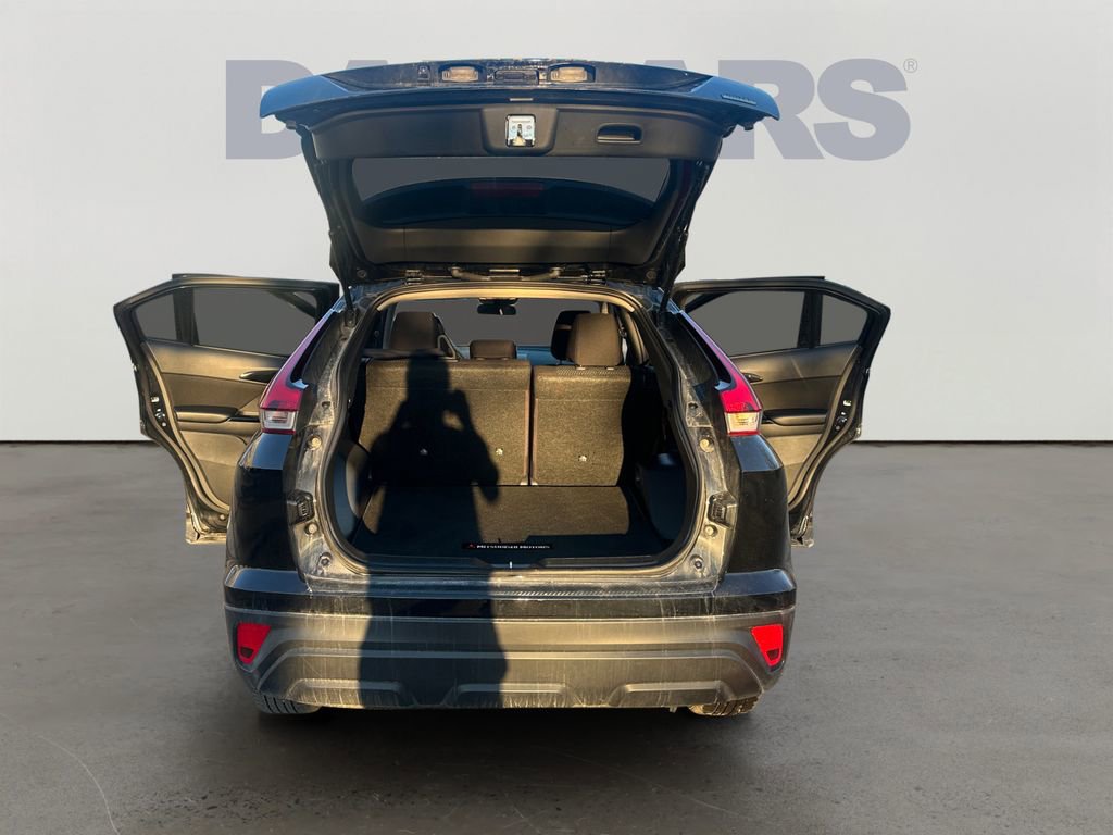Used 2025 Mitsubishi Eclipse Cross LE image 29