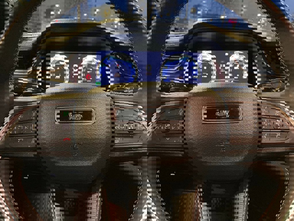 Used 2023 Jeep Grand Cherokee L Laredo image 19