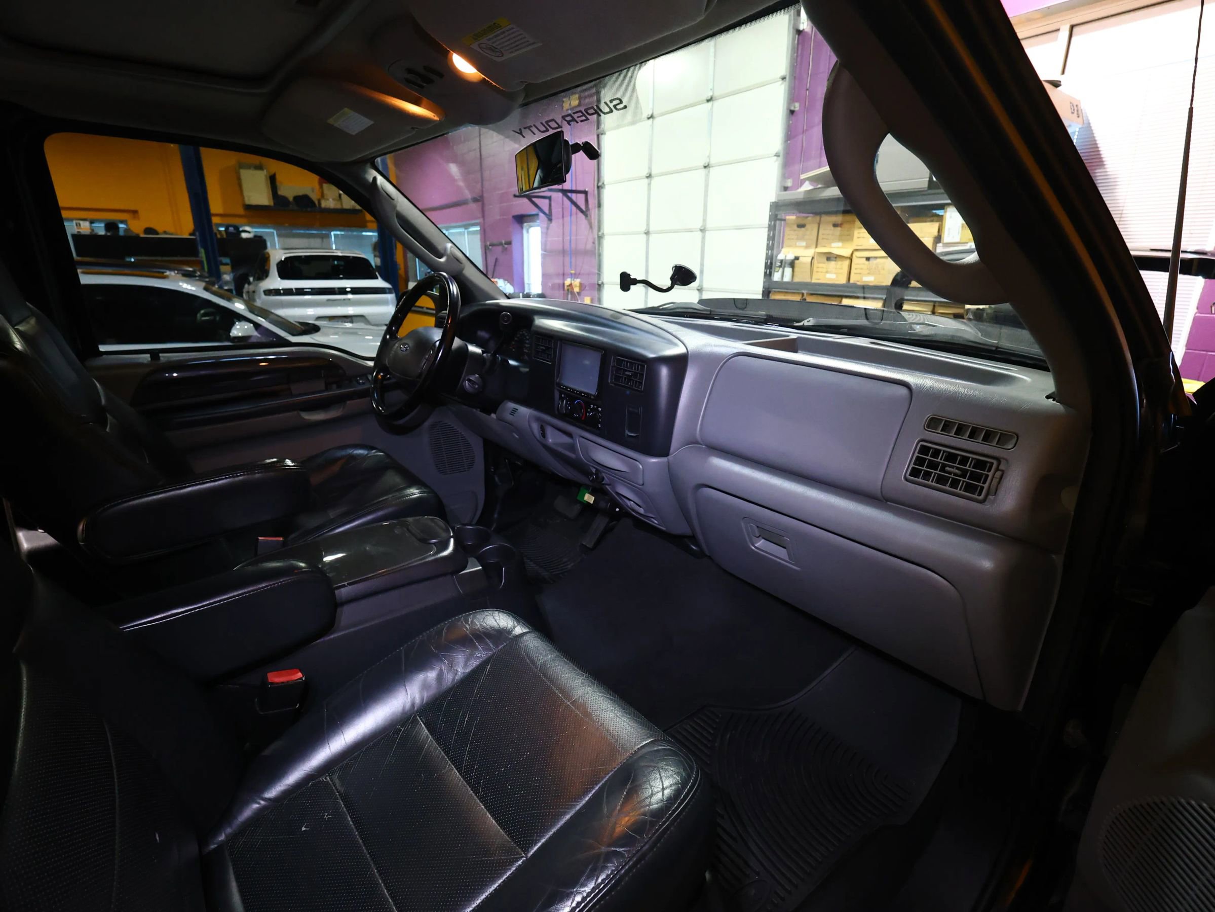 Used 2003 Ford F350 XLT image 38