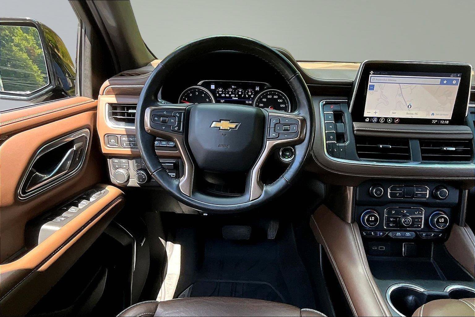 Used 2021 Chevrolet Tahoe High Country w/ Premium Package AWD/4WD image 5