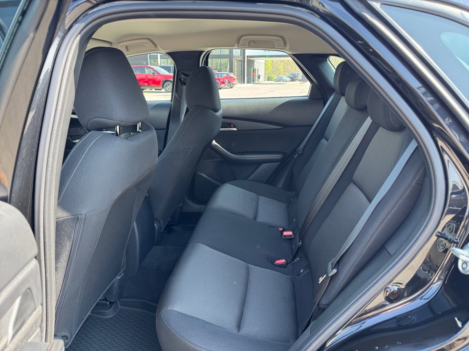 Certified 2025 MAZDA CX-30 AWD 2.5 S image 34