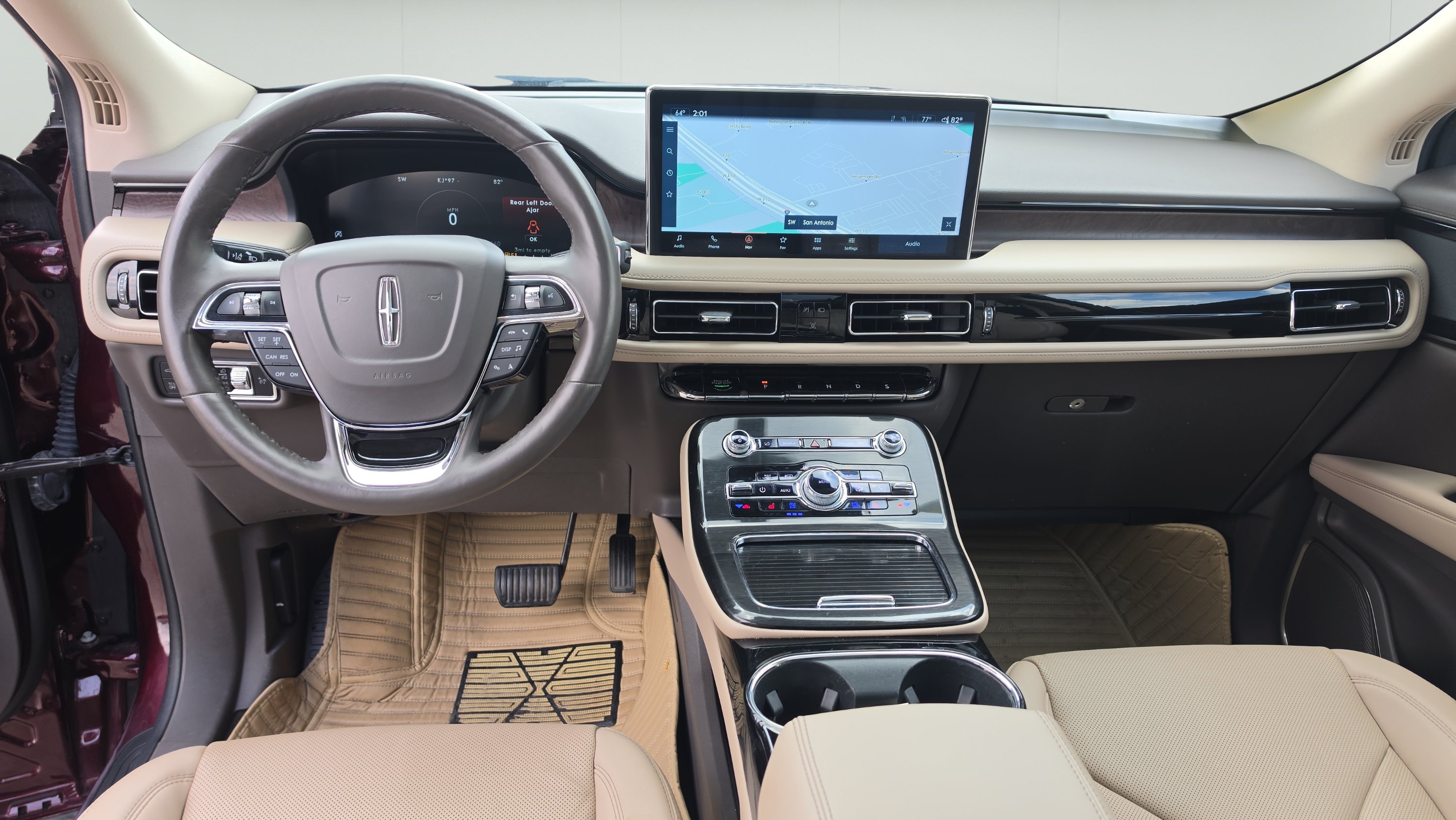 Used 2023 Lincoln Nautilus Reserve AWD/4WD image 23