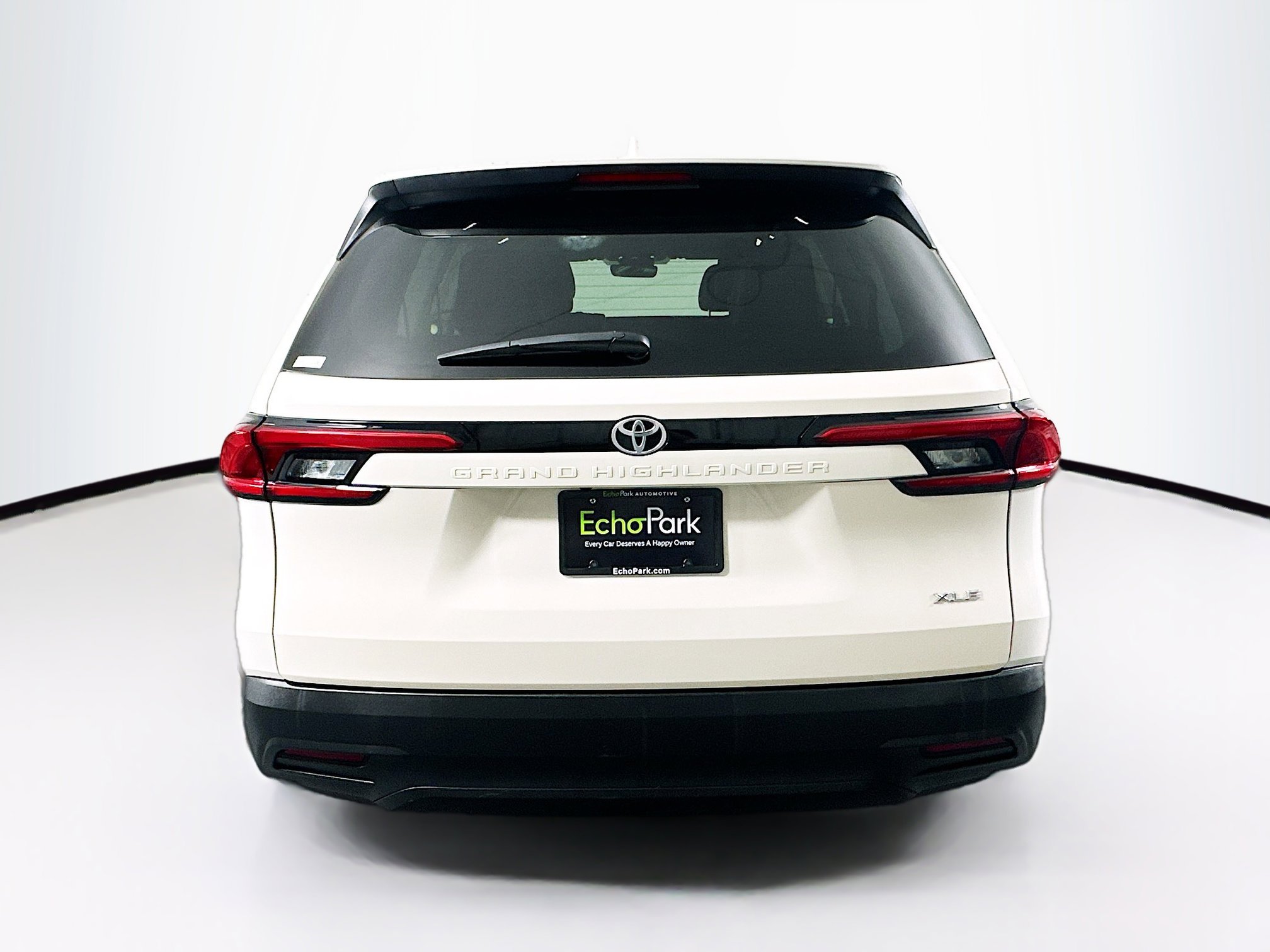 Used 2024 Toyota Grand Highlander XLE image 7