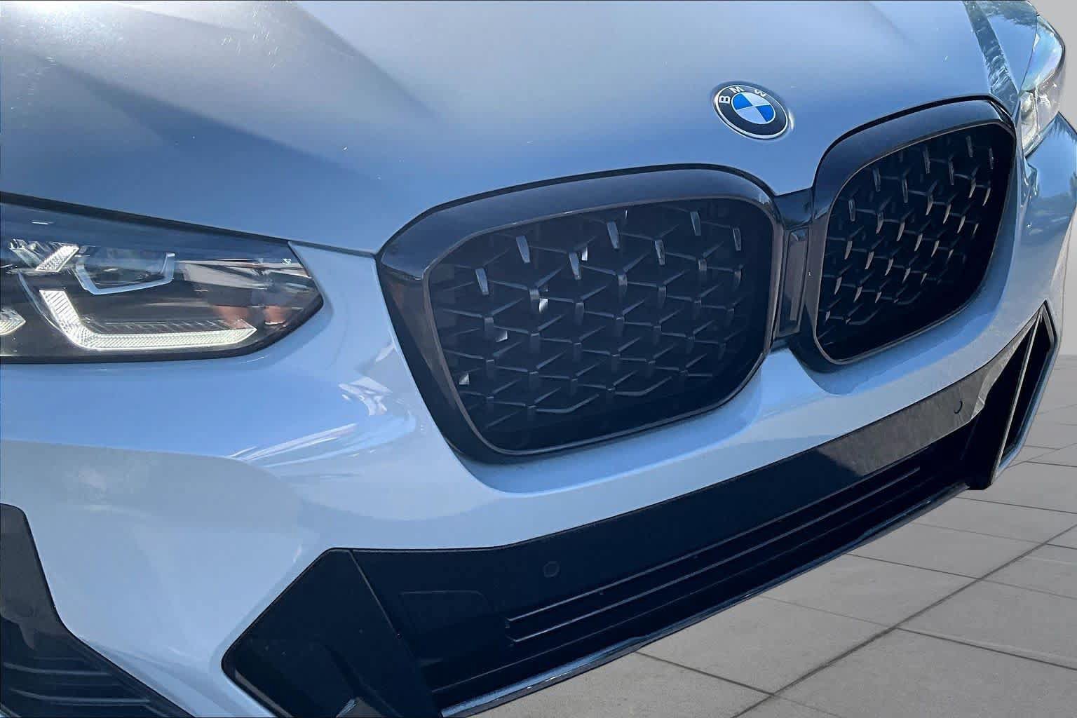 Used 2023 BMW X4 xDrive30i w/ M Sport Package AWD/4WD image 30
