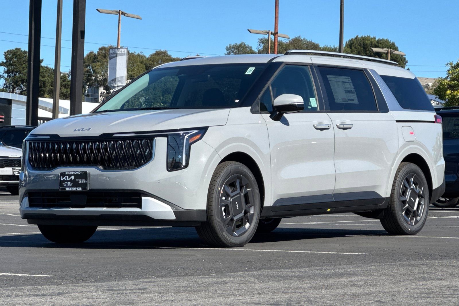 New 2026 Kia Carnival EX image 8