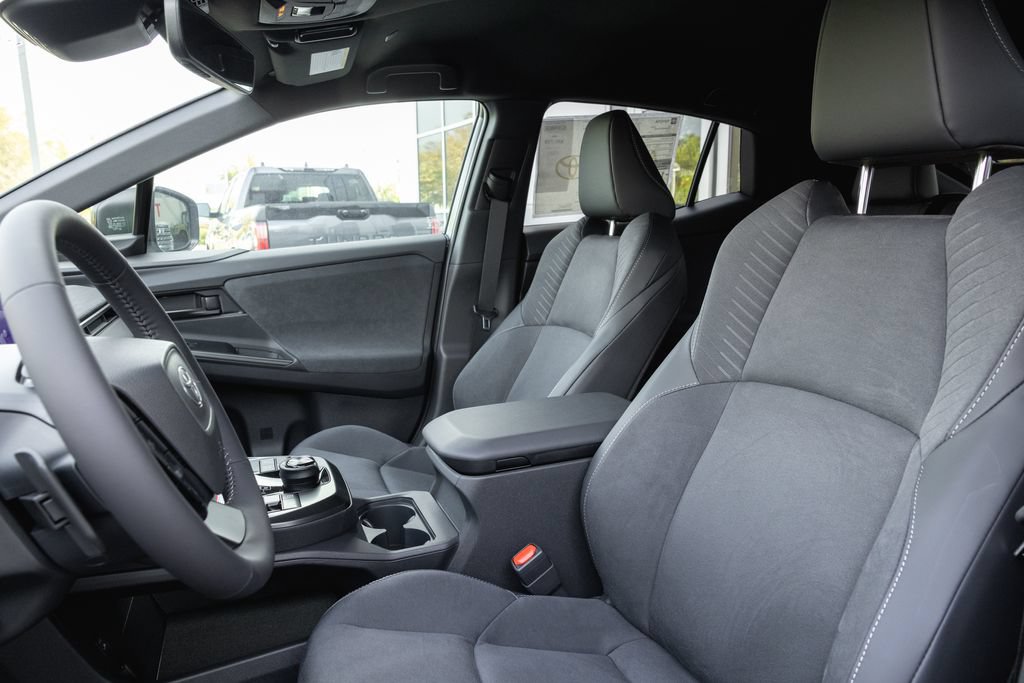New 2026 Toyota C-HR AWD/4WD image 9