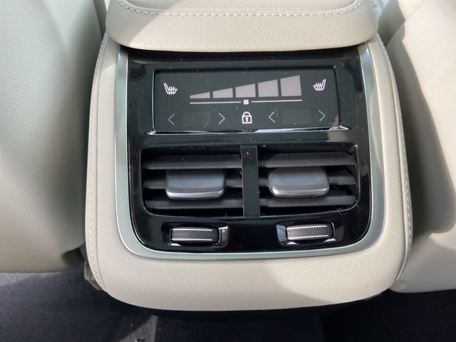 New 2026 Volvo XC90 B6 Ultra AWD/4WD image 14
