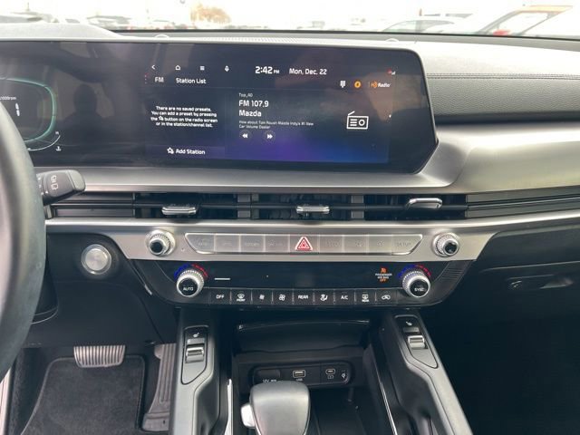 Certified 2023 Kia Telluride S image 17