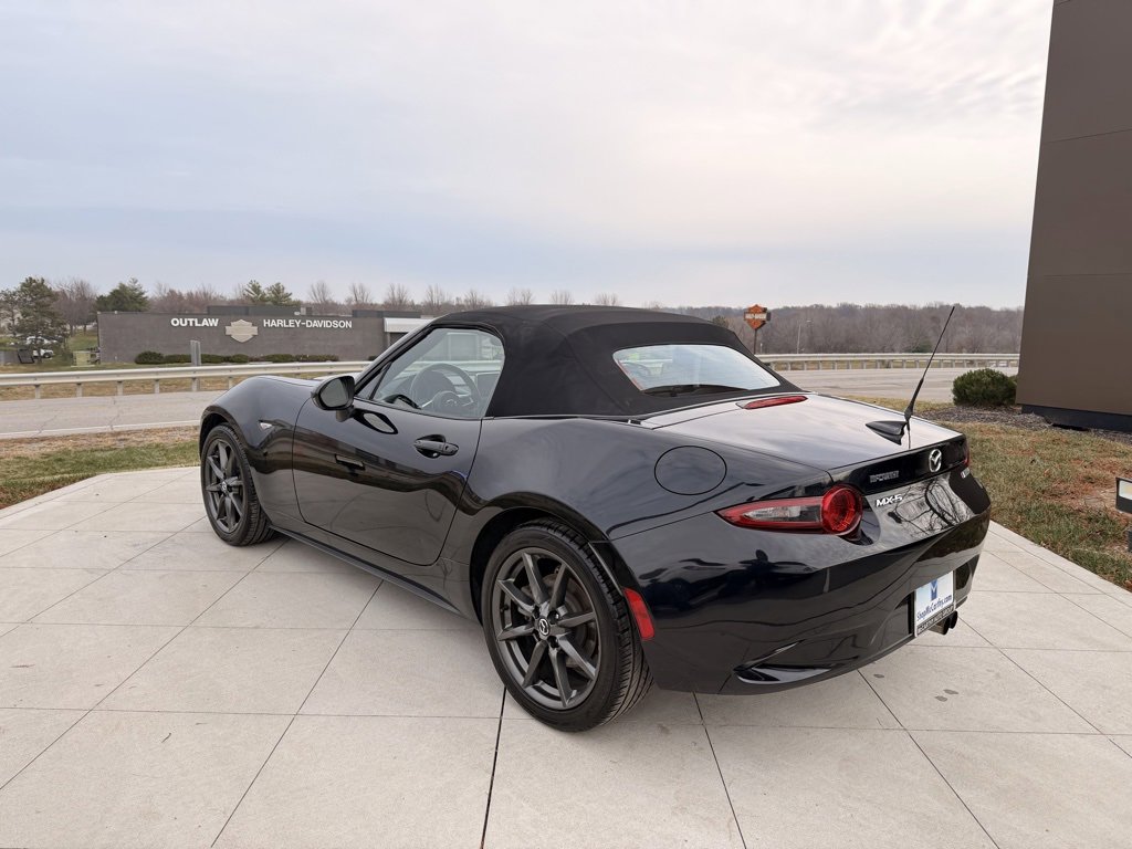 Used 2016 MAZDA MX-5 Miata Grand Touring image 5